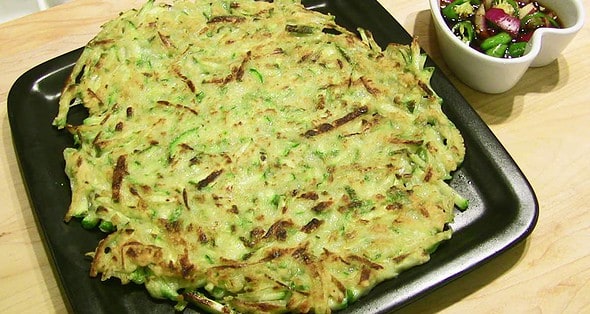 zucchinijeonwithsauce1