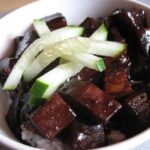Rice with black sauce