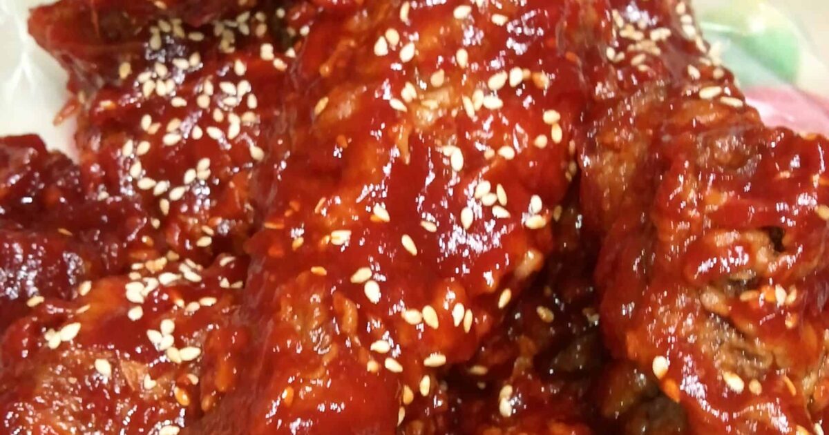 Korean food photo: KFC, Korean Fried Chicken, yangnyeom tongdak on ...