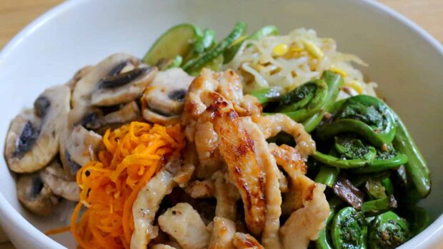 Bibimbap (비빔밥)