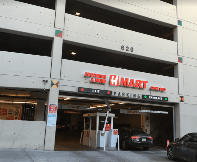H Mart Korean grocery store in Los Angeles on