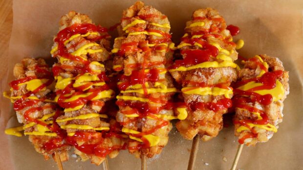 Korean-style french fries corn dog (Gamja-hotdog: 감자핫도그)