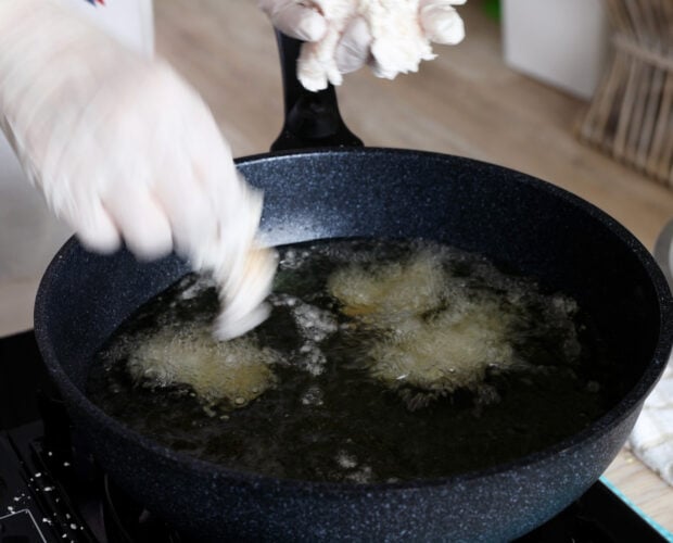 frying chicken