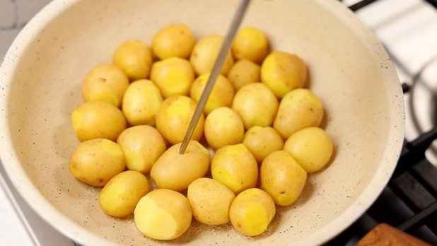 Korean reststop potatoes-cooked