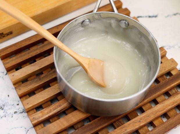 Cooling the flour porridge